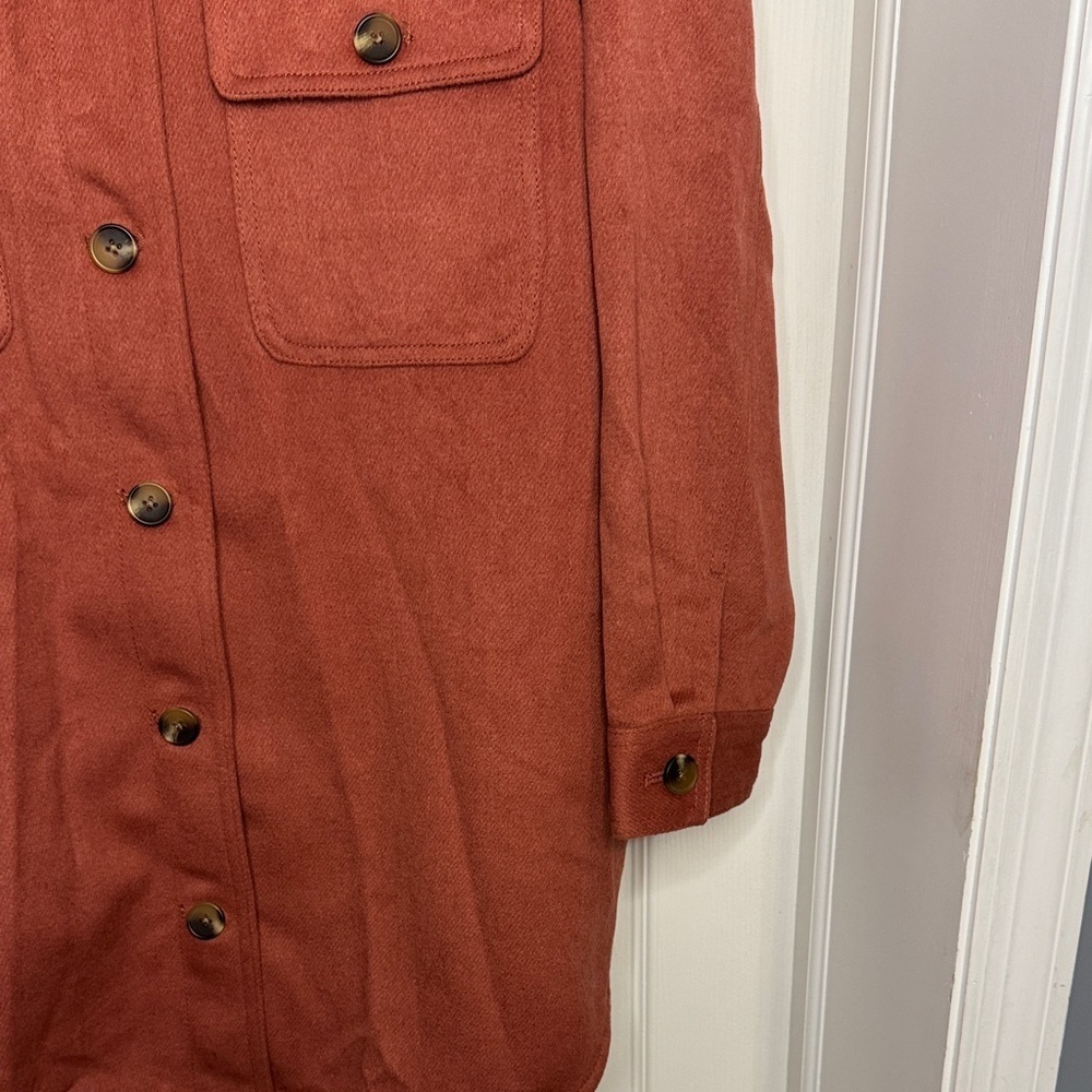 NWT Old Navy Women's Rust Colored Shacket with Pockets - Picture 5 of 8